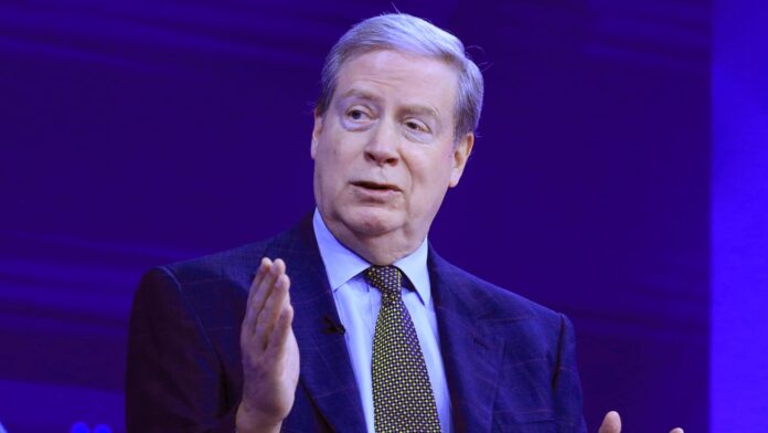 Stanley Druckenmiller gives Biden's economic policies an 'F,' blames the Fed for reigniting inflation