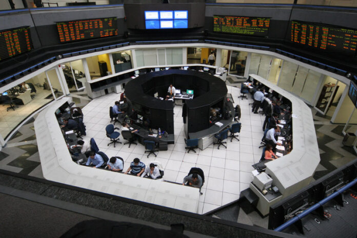 Mexico stocks higher at close of trade; S&amp;P/BMV IPC up 0.33%