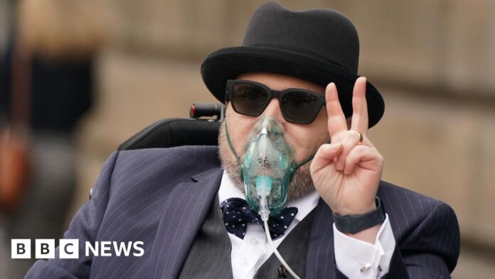 How the mask slipped during US fugitive's court saga