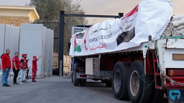 Preparations begin to ramp up aid in Gaza as ceasefire brings hope for end to 2-year war : NPR