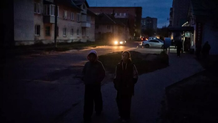 Russia's new energy assault strategy pushes Ukraine into another winter of blackouts