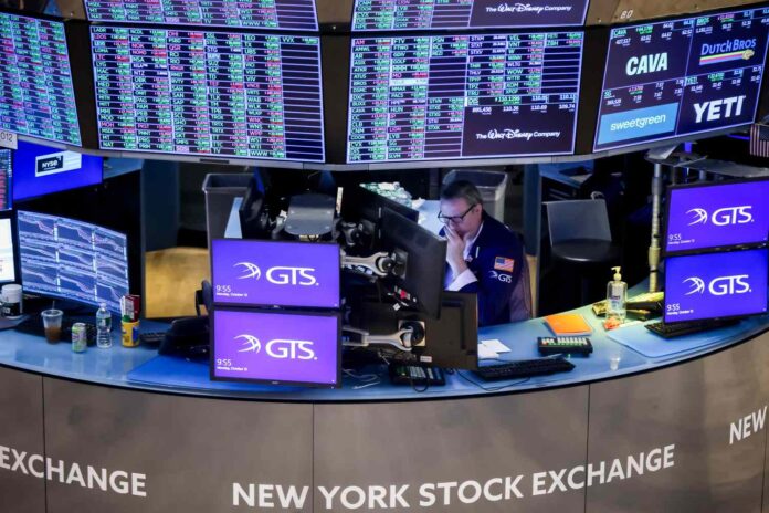 Stock Futures Tick Higher to Begin Week; Amazon Web Services Outage Disrupts Websites