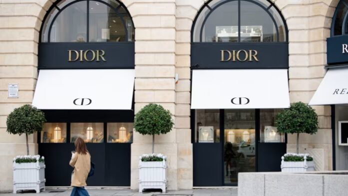 Luxury goods and investing in the K-shaped world